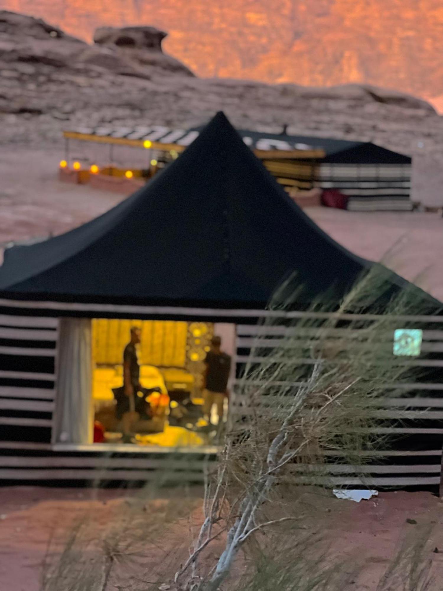 Star Camp & With Tor Hotell Wadi Rum Eksteriør bilde