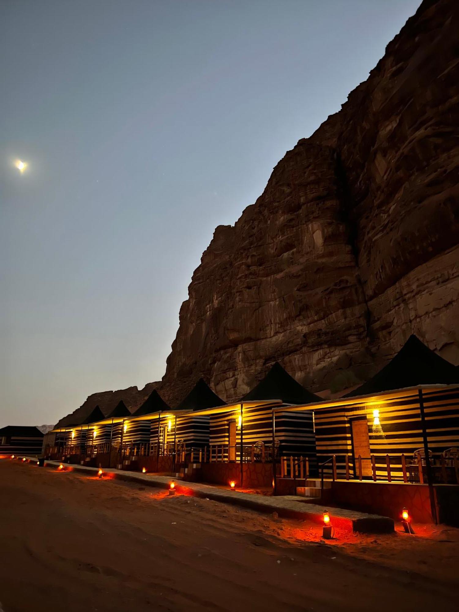 Star Camp & With Tor Hotell Wadi Rum Eksteriør bilde